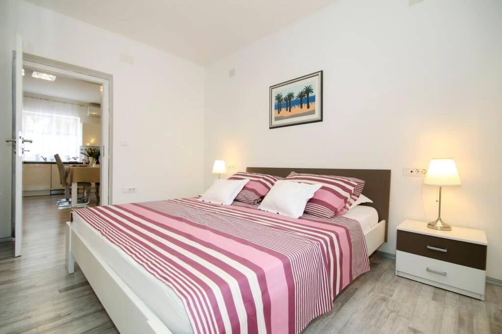 Apartman Buki **** Split Exterior photo