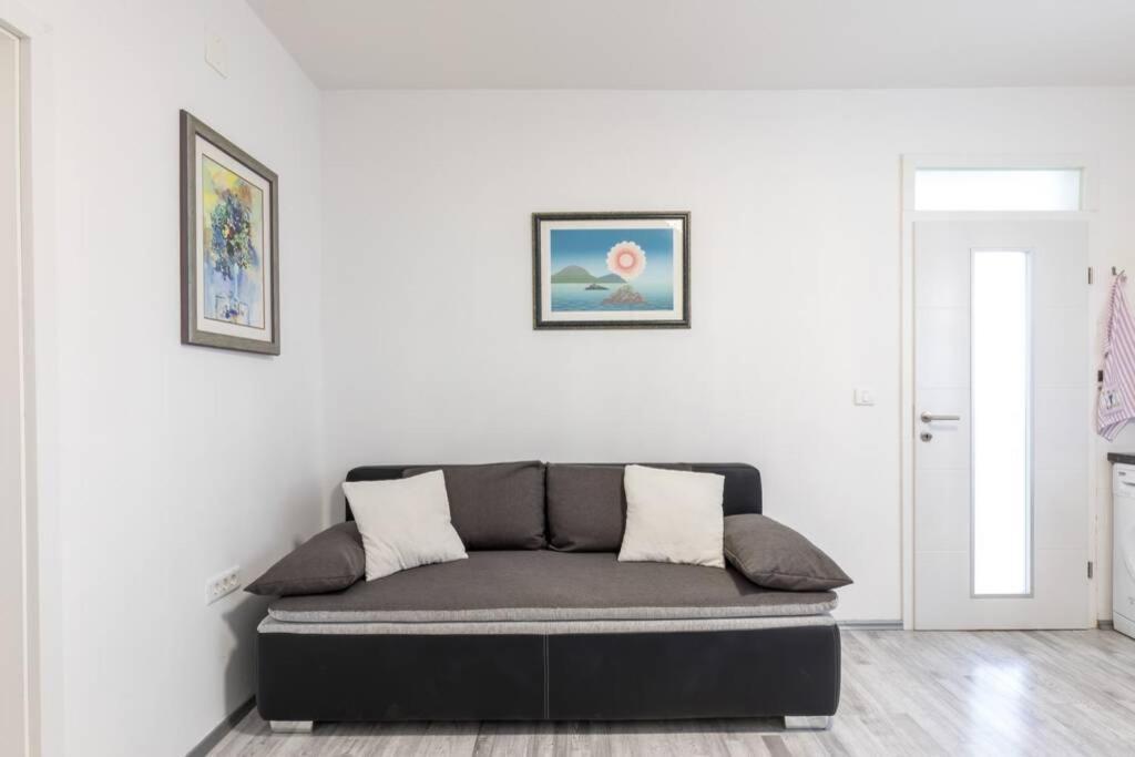 Apartman Buki **** Split Exterior photo
