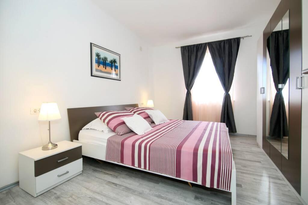 Apartman Buki **** Split Exterior photo